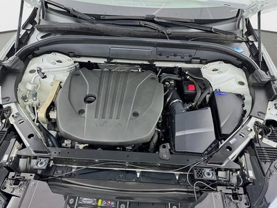 2023 Volvo XC60 Plus Bright Theme