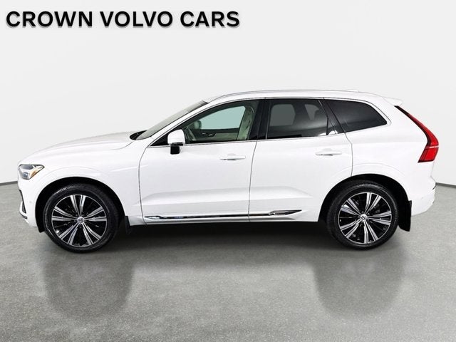 2023 Volvo XC60 Plus Bright Theme