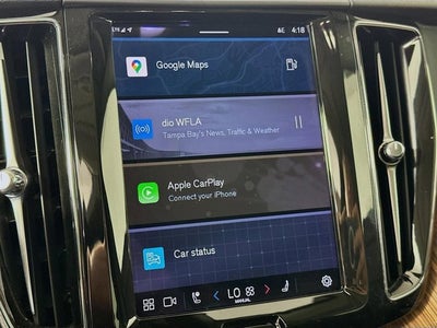 2023 Volvo XC60 Plus Dark Theme