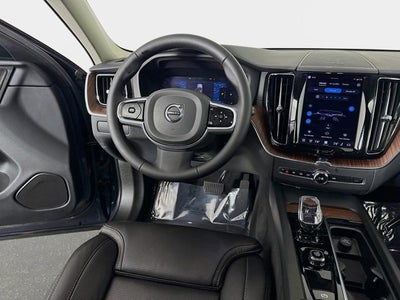 2023 Volvo XC60 Ultimate Dark Theme