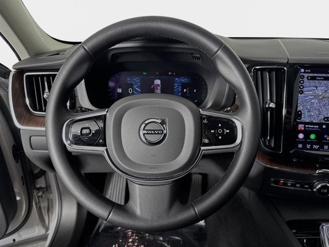 2023 Volvo XC60 Ultimate Bright Theme