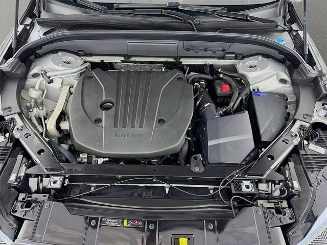 2023 Volvo XC60 Plus Bright Theme