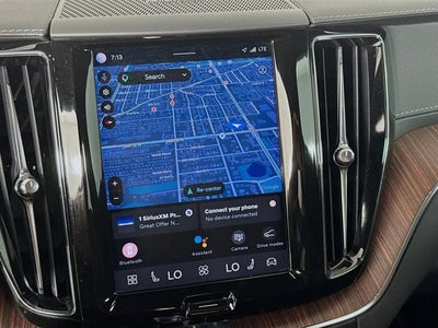 2023 Volvo XC60 Ultimate Bright Theme