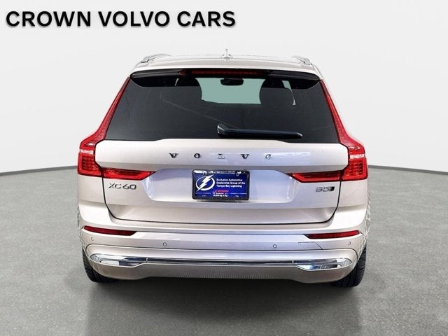 2023 Volvo XC60 Ultimate Bright Theme