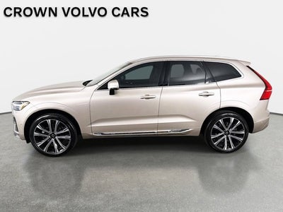 2023 Volvo XC60 Ultimate Bright Theme