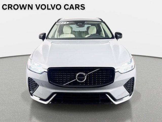 2024 Volvo XC60 Core Dark Theme