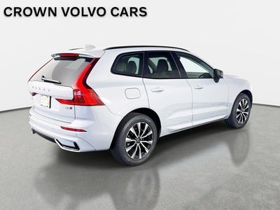 2024 Volvo XC60 Core Dark Theme