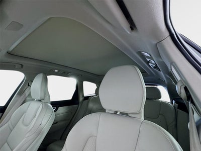 2022 Volvo XC60 Inscription
