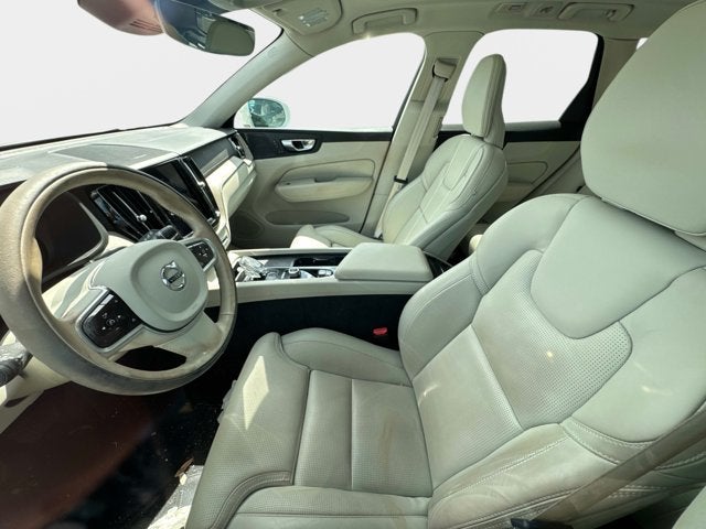 2022 Volvo XC60 Inscription