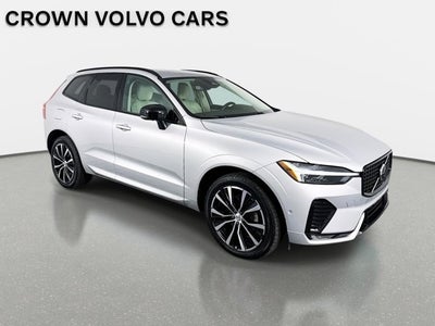 2023 Volvo XC60 Plus Dark Theme