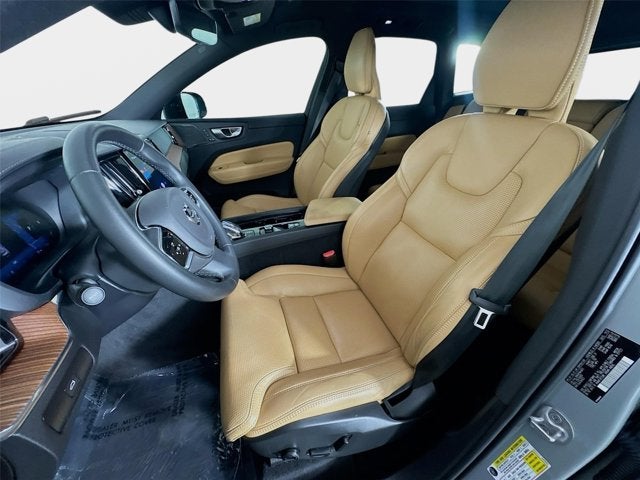 2024 Volvo XC60 Ultimate Dark Theme