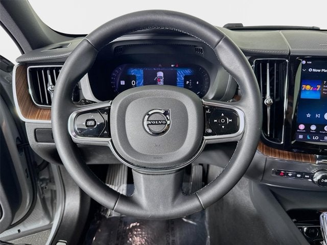 2024 Volvo XC60 Ultimate Dark Theme