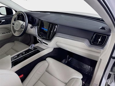 2024 Volvo XC60 Ultimate Dark Theme