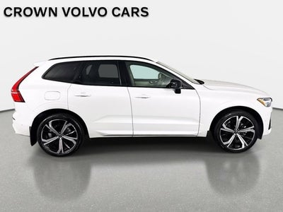 2024 Volvo XC60 Ultimate Dark Theme