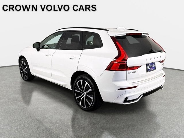 2024 Volvo XC60 Ultimate Dark Theme