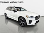 2024 Volvo XC60 Ultimate Dark Theme