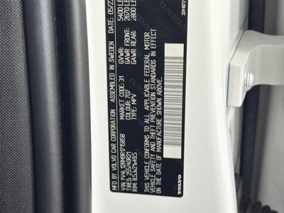 2024 Volvo XC60 Ultimate Dark Theme