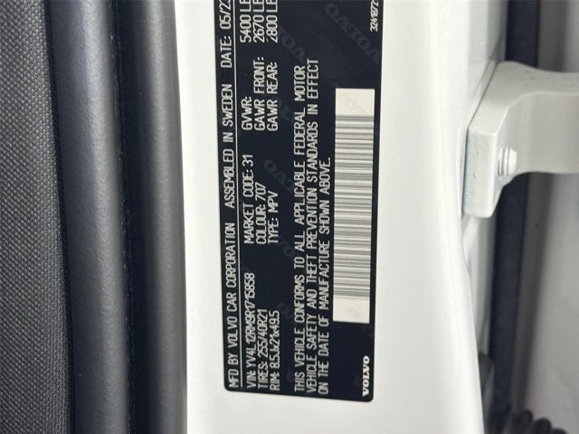 2024 Volvo XC60 Ultimate Dark Theme