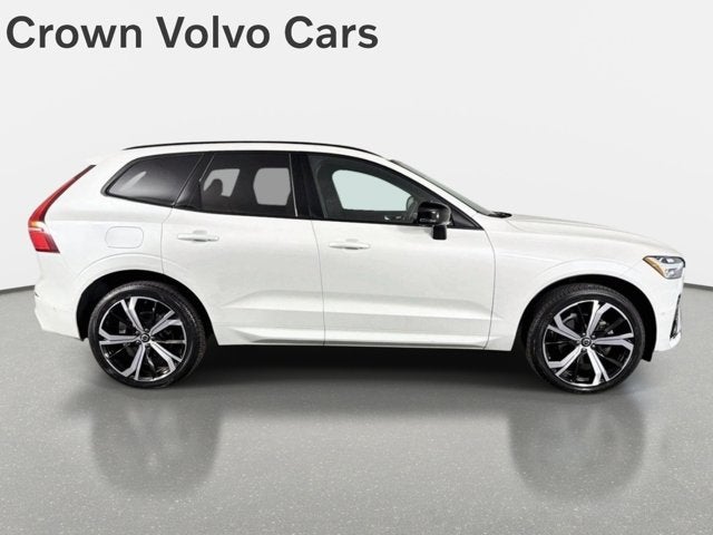 2024 Volvo XC60 Ultimate Dark Theme