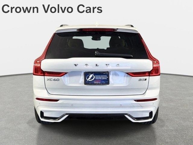 2024 Volvo XC60 Ultimate Dark Theme