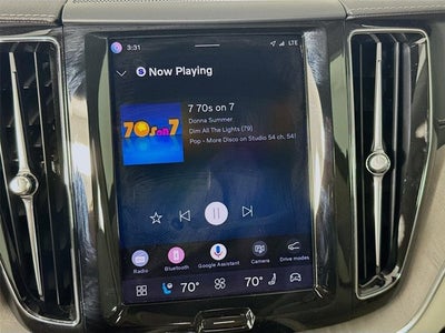 2023 Volvo XC60 Ultimate Dark Theme