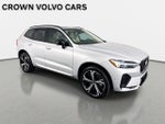 2023 Volvo XC60 Ultimate Dark Theme