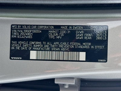 2023 Volvo XC60 Ultimate Dark Theme