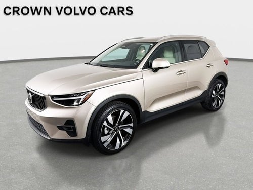 2023 Volvo XC40 Plus Bright Theme