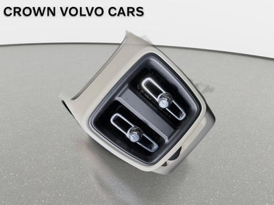 2023 Volvo XC40 Plus Bright Theme