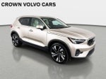 2023 Volvo XC40 Plus Bright Theme