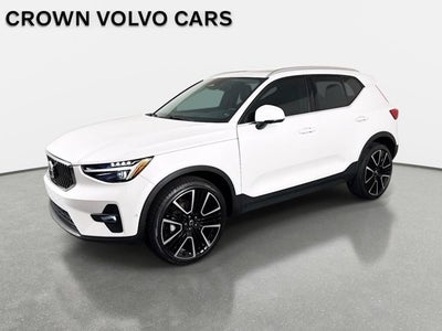 2024 Volvo XC40 Ultimate Bright Theme