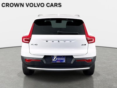 2024 Volvo XC40 Ultimate Bright Theme