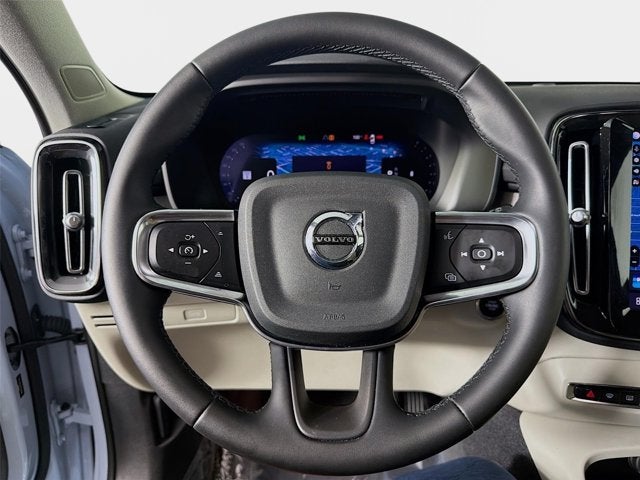 2024 Volvo XC40 Plus Dark Theme