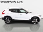 2024 Volvo XC40 Plus Dark Theme