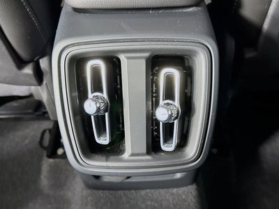 2023 Volvo XC40 Core