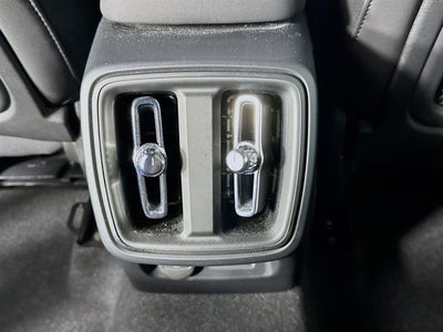 2023 Volvo XC40 Plus Dark Theme