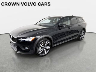 2025 Volvo V60 Cross Country Plus