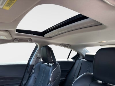 2019 Acura ILX w/Premium Pkg