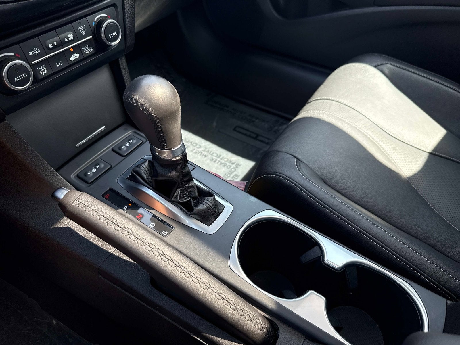 2019 Acura ILX w/Premium Pkg