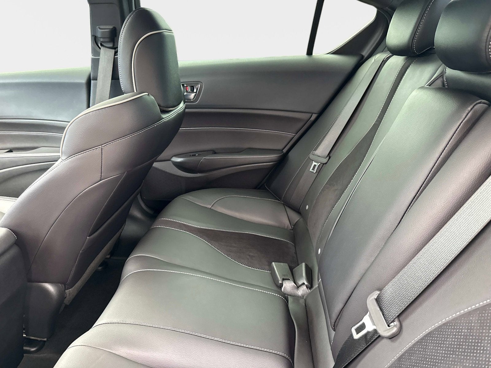 2022 Acura ILX w/Premium/A-SPEC Package