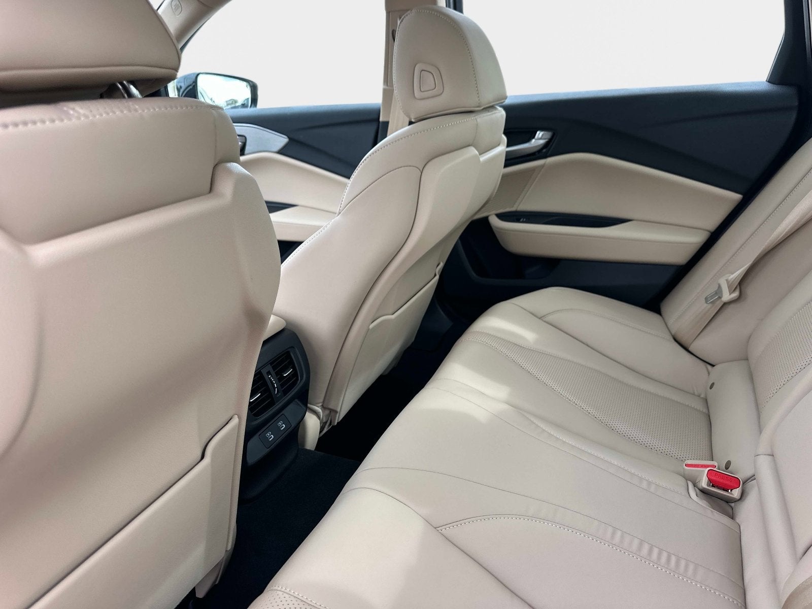 2025 Acura TLX w/Technology Package