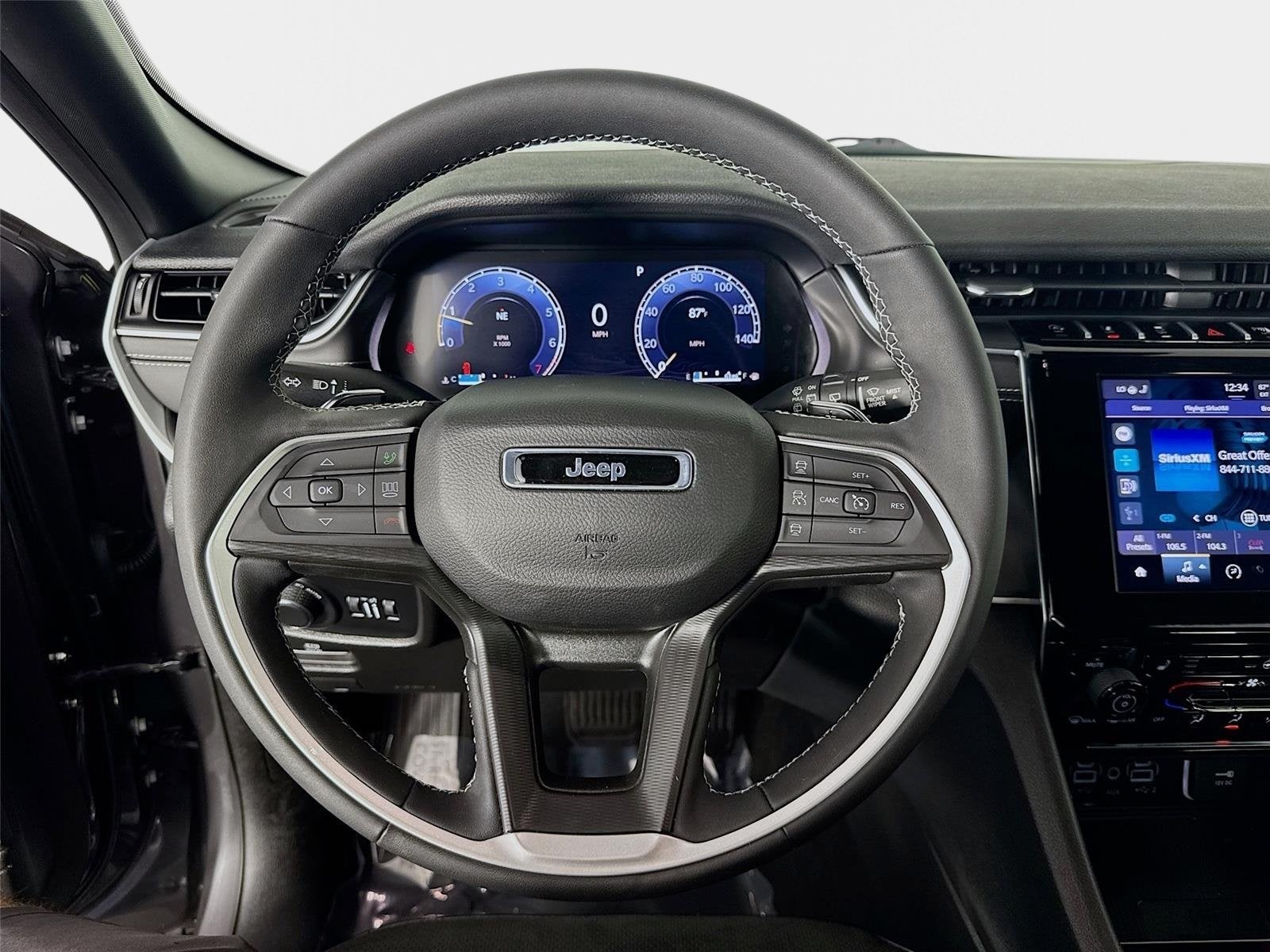 2024 Jeep Grand Cherokee L Altitude