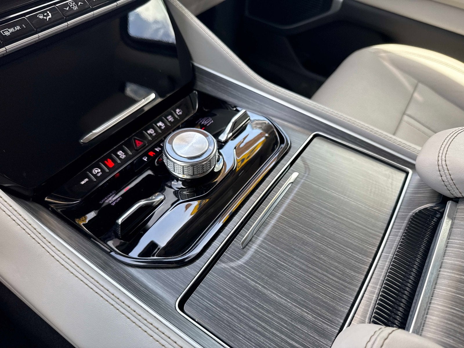 2023 Jeep Wagoneer Series II