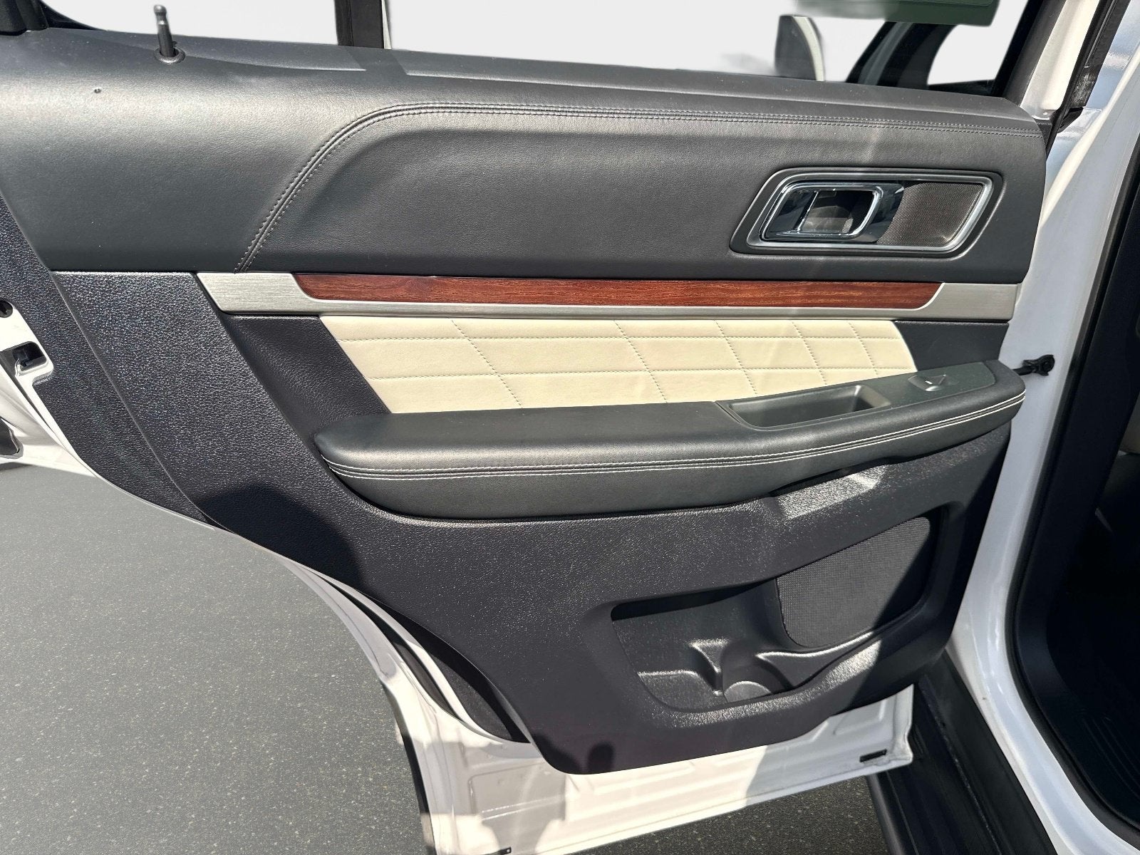 2019 Ford Explorer Platinum