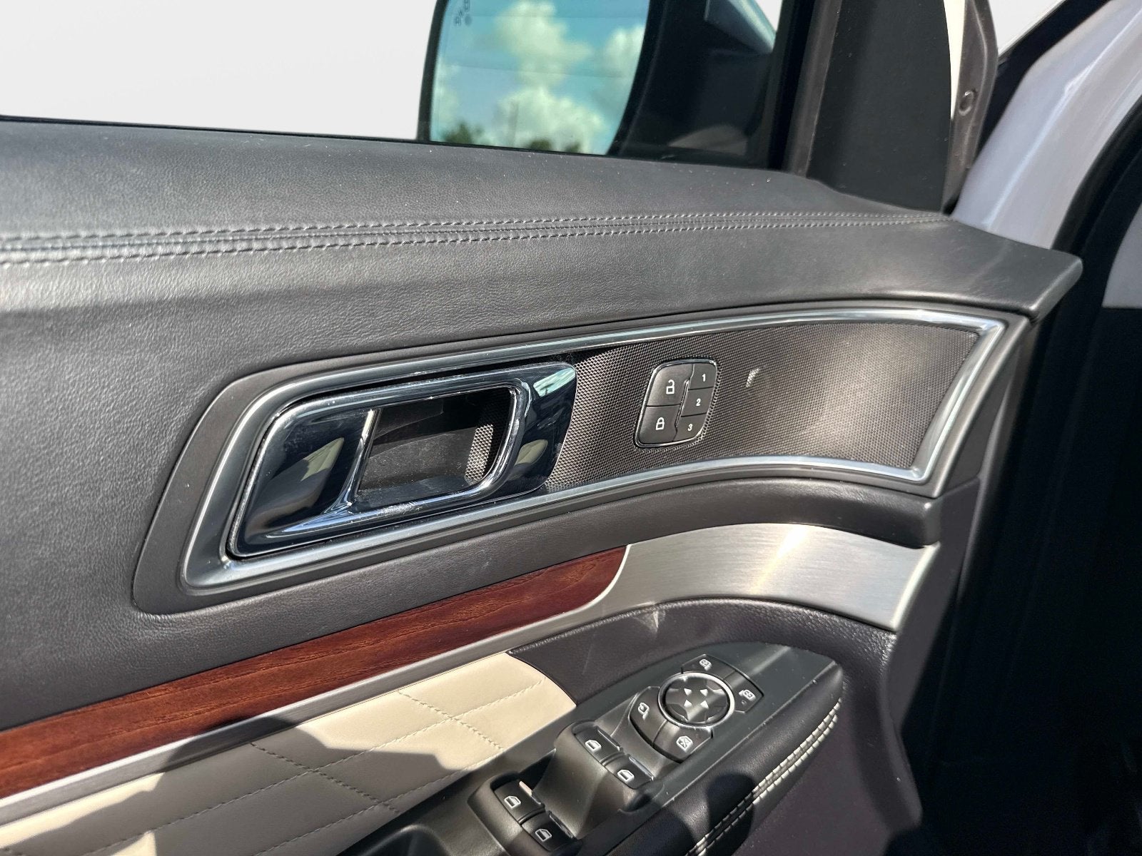 2019 Ford Explorer Platinum