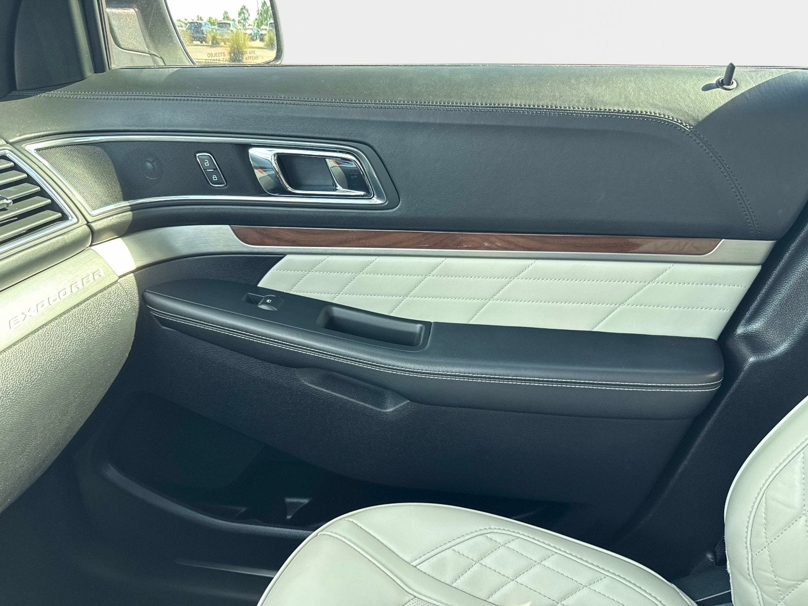 2019 Ford Explorer Platinum