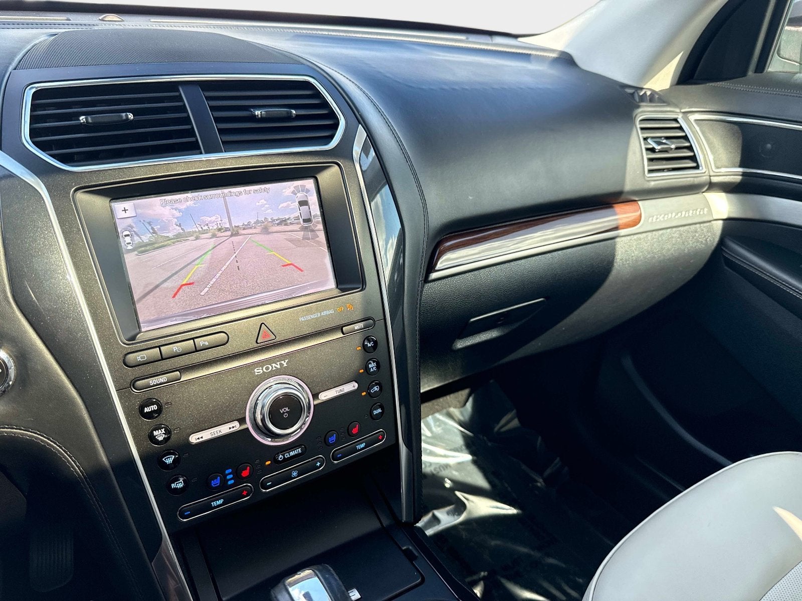 2019 Ford Explorer Platinum