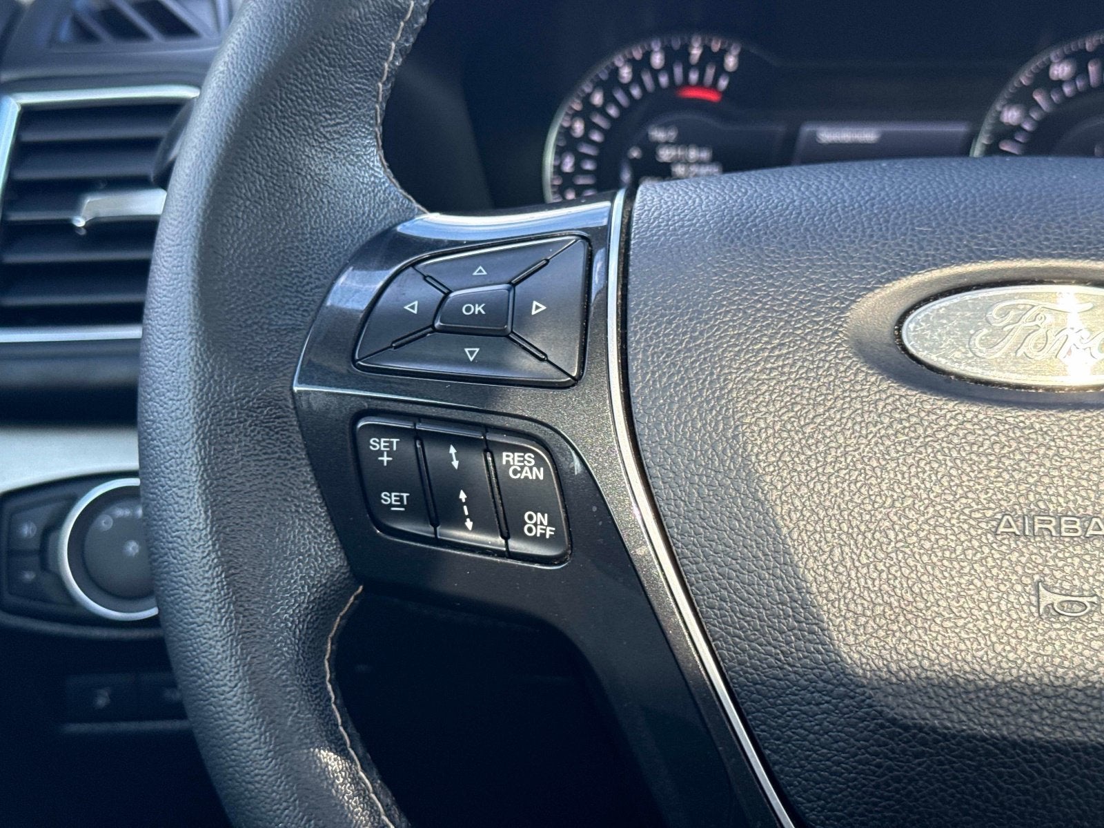 2019 Ford Explorer Platinum