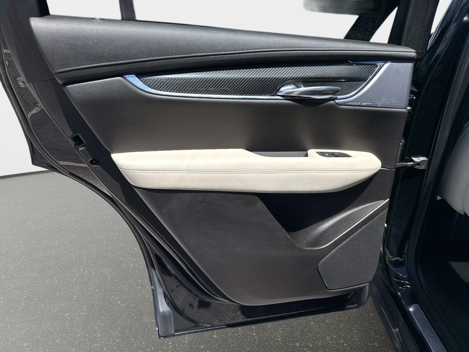 2024 Cadillac XT6 AWD Sport