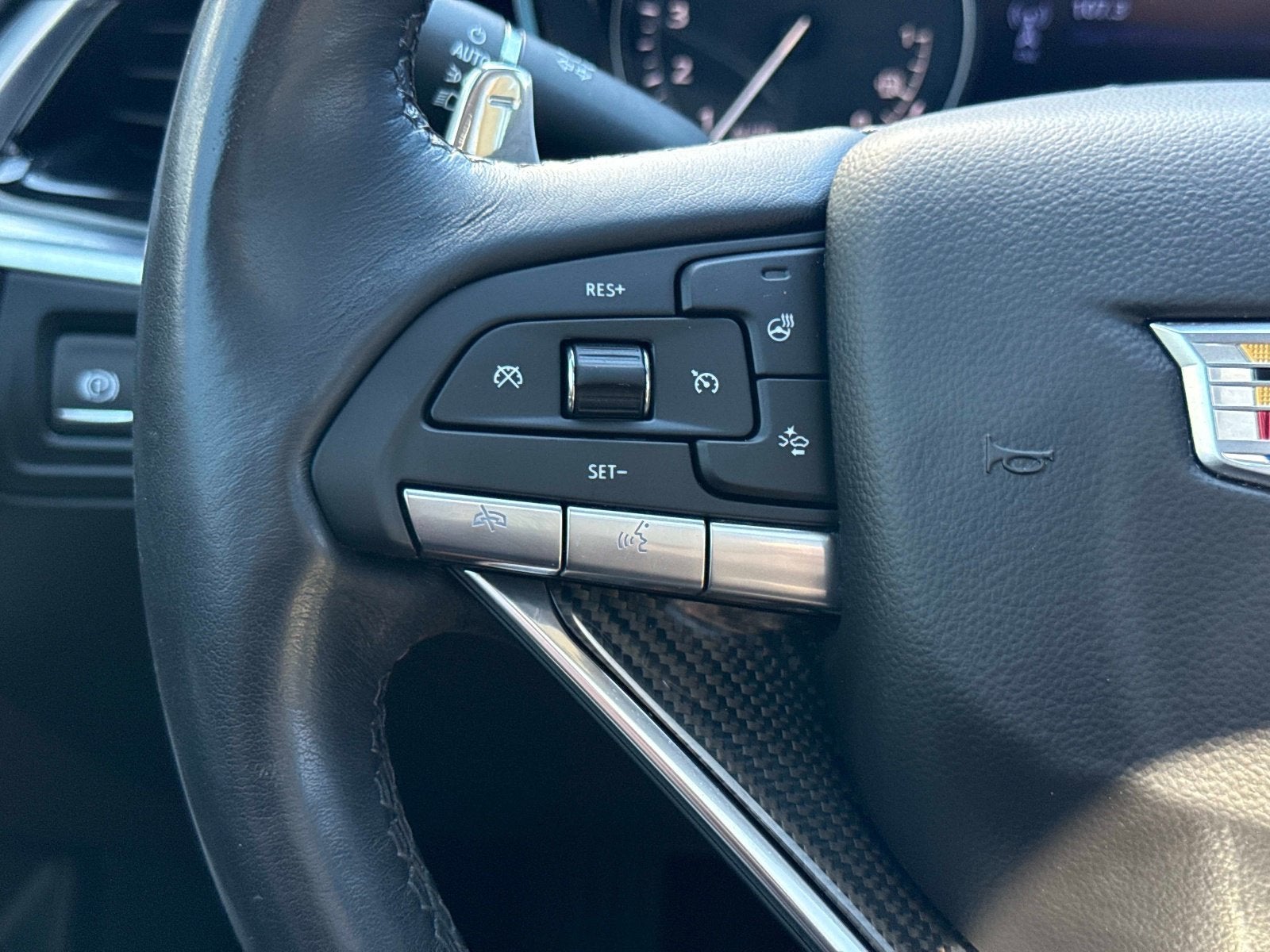 2024 Cadillac XT6 AWD Sport